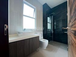 Toh Estate (D17), Terrace #498409481